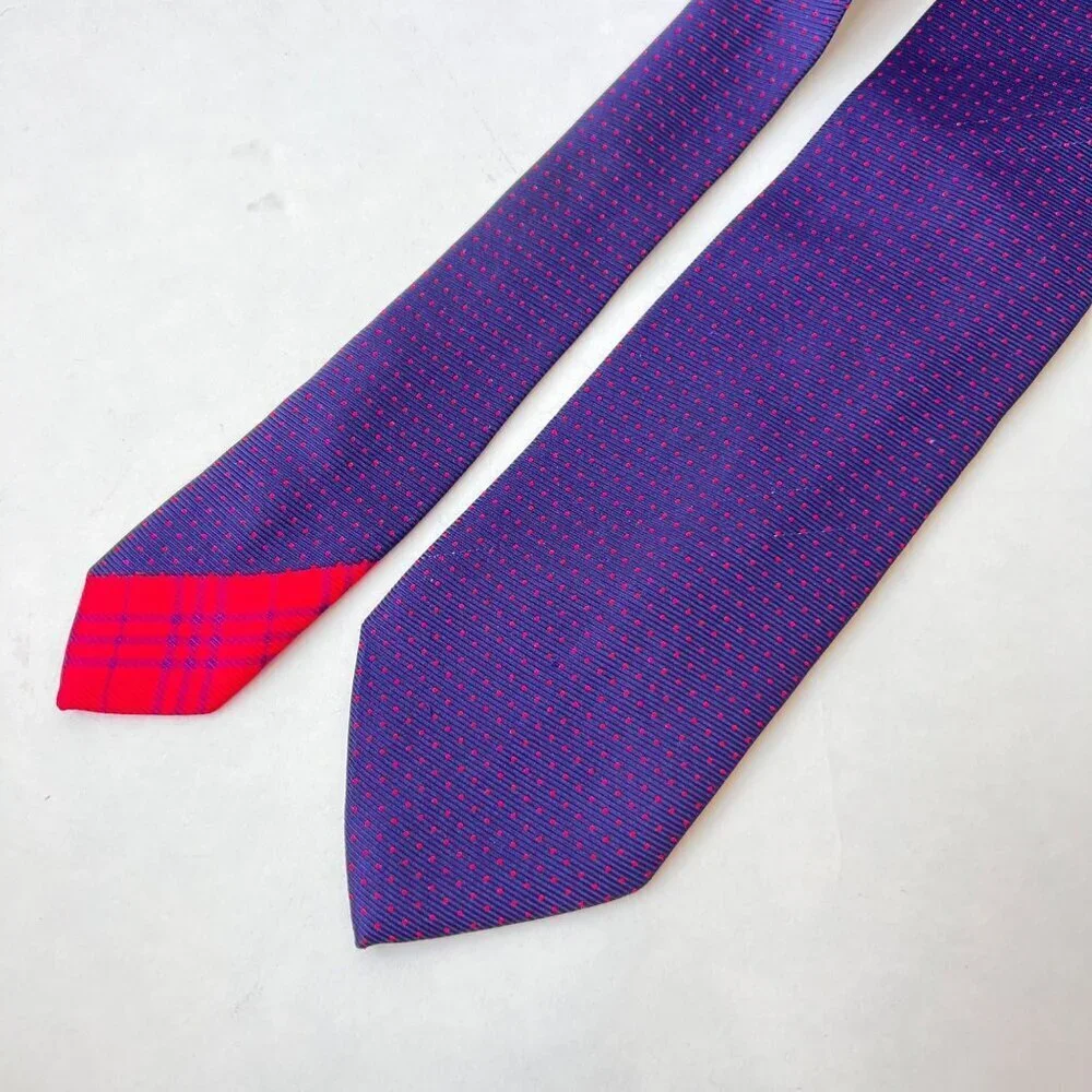 Burberry 100% Silk Tie – Navy with Red Dot Pattern